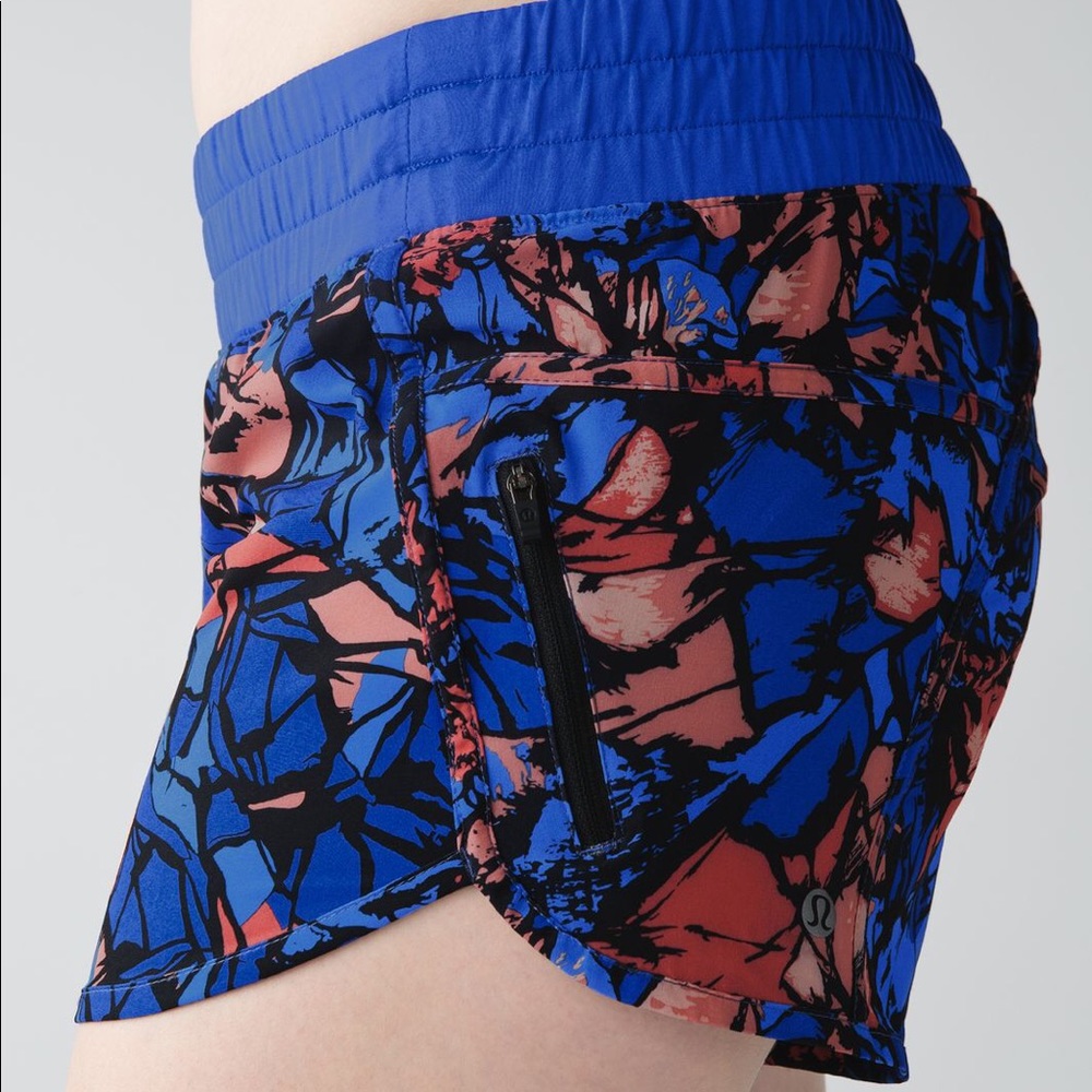 Lululemon tracker shorts